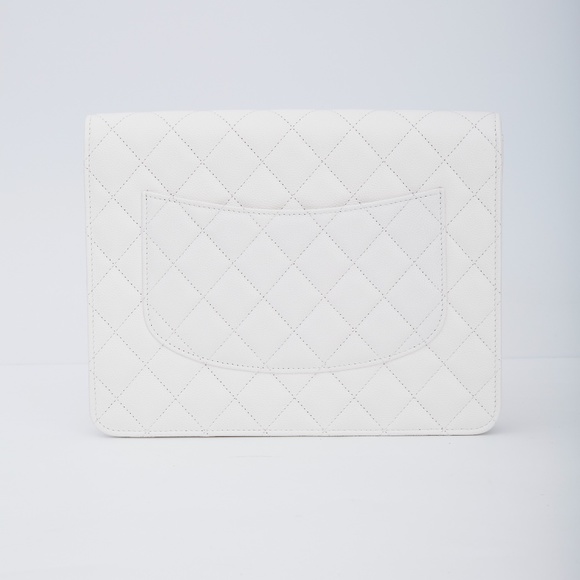 CHANEL WHITE CAVIAR LEATHER CLASSIC TIMELESS FLAP CLUTCH 2020 - Picture 2 of 9